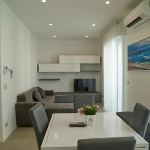 https://appartamenti-adria-a-100-m-dal-mare-con-wifi-e-parcheggio.riccione-hotels.org