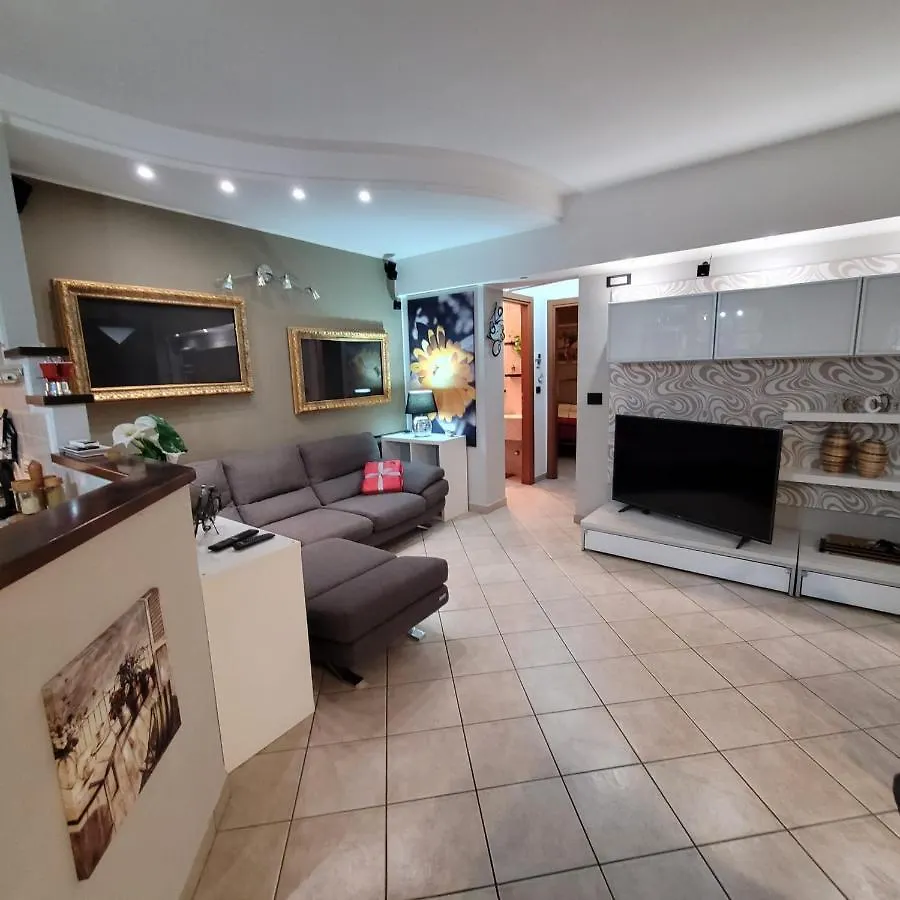 Chic & Relax Apartment Rimini 0*,  Italia
